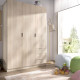 Dormitorio con cama matrimonial, mesitas y armario Ref YK52