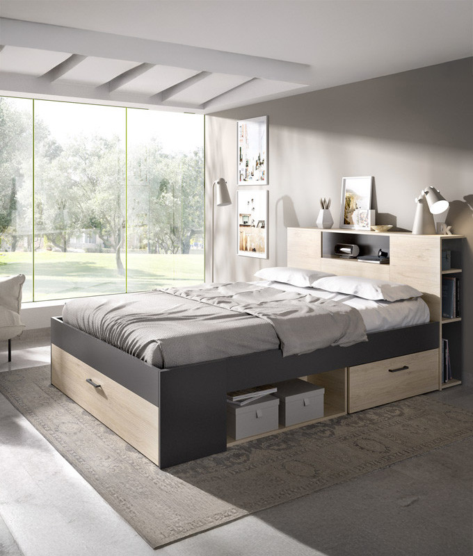 Dormitorio con cama de matrimonio, cabecero y huecos de almacenaje Ref YK39