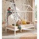 Cama infantil con forma de casa fabricada en madera de pino Ref TA03