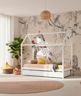 Cama infantil con forma de casa fabricada en madera de pino Ref TA03