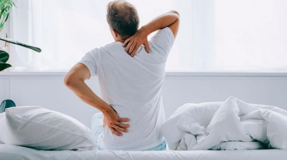 Las mejores almohadas para aliviar el dolor de cuello y espalda -  Información útil y práctica sobre colchones